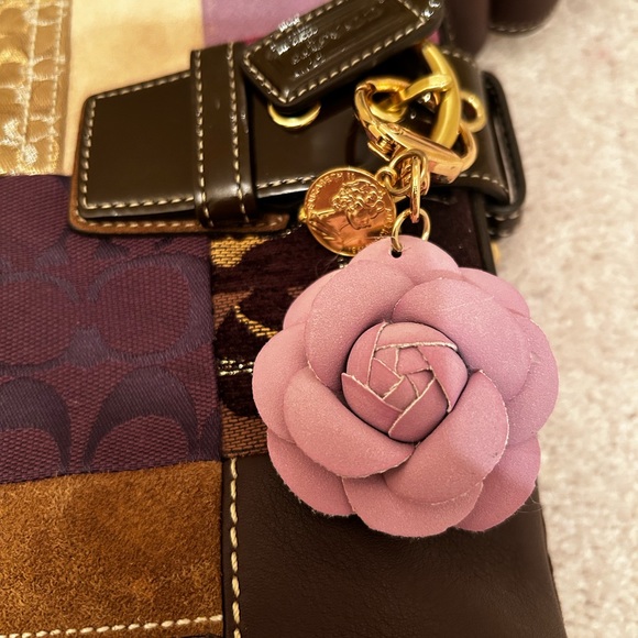 Limited Edition Coach Patchwork Handbag/2005 - Picture 4 of 10